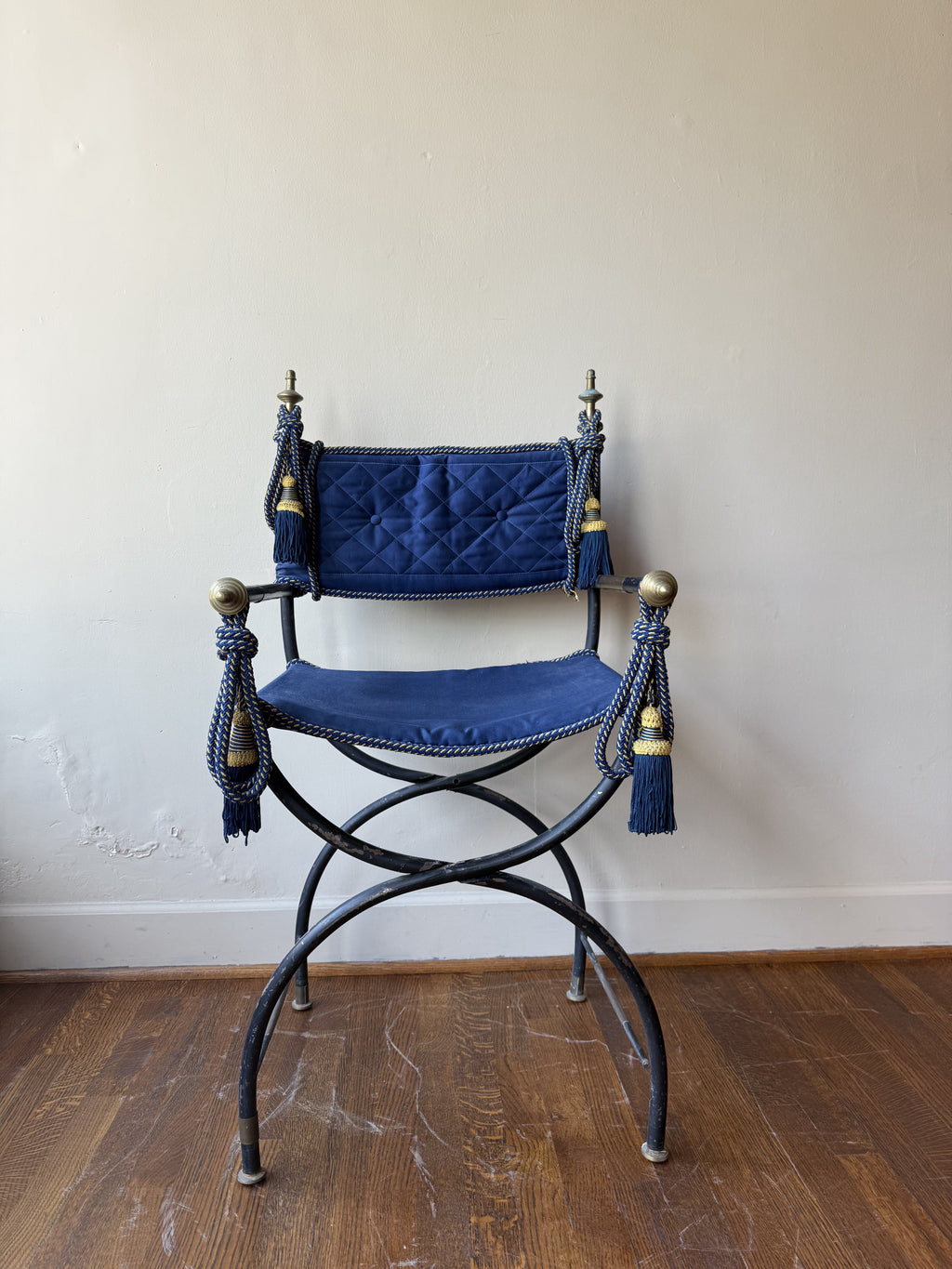 Italian Savonarola Armchair