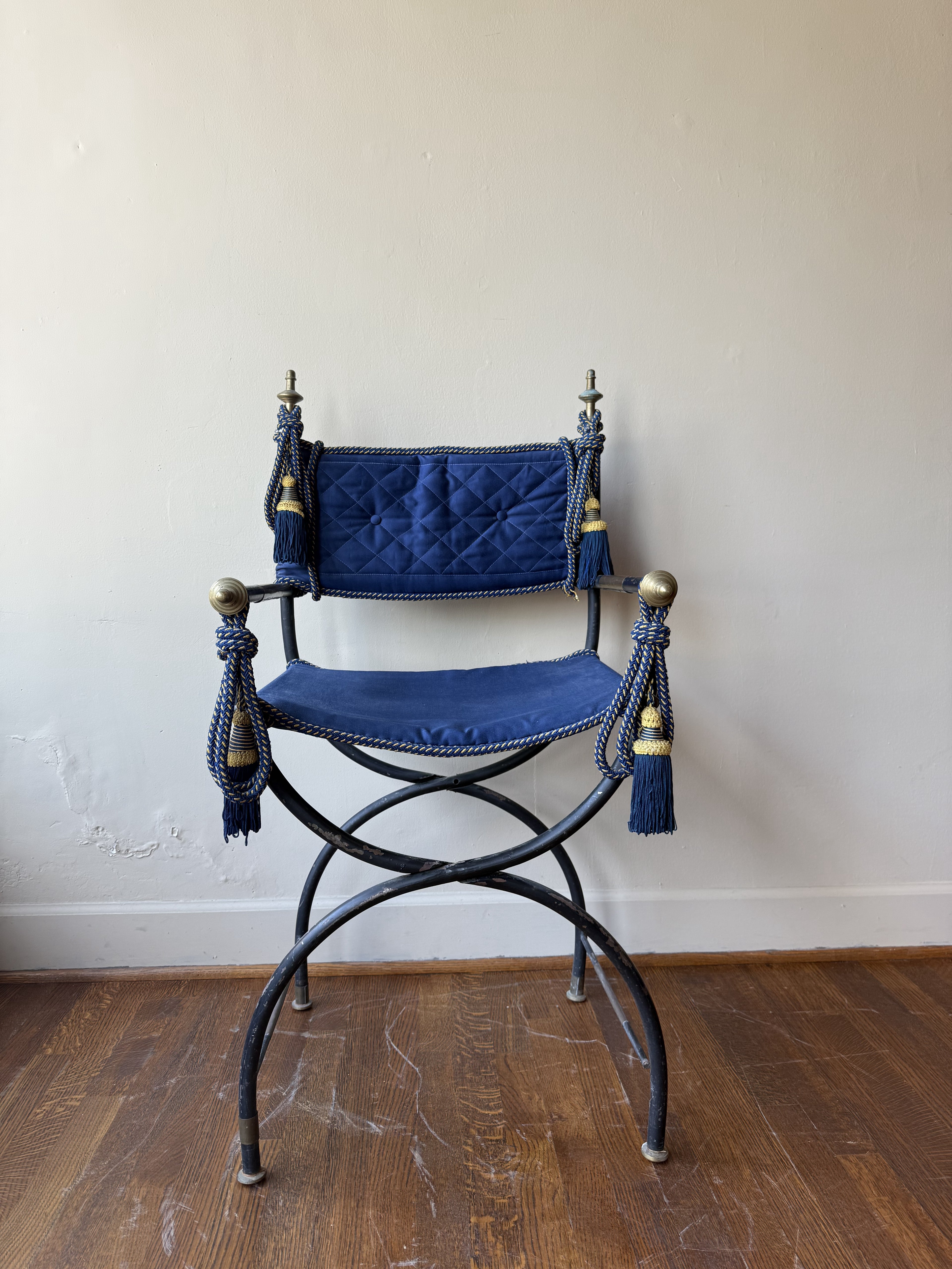 Italian Savonarola Armchair