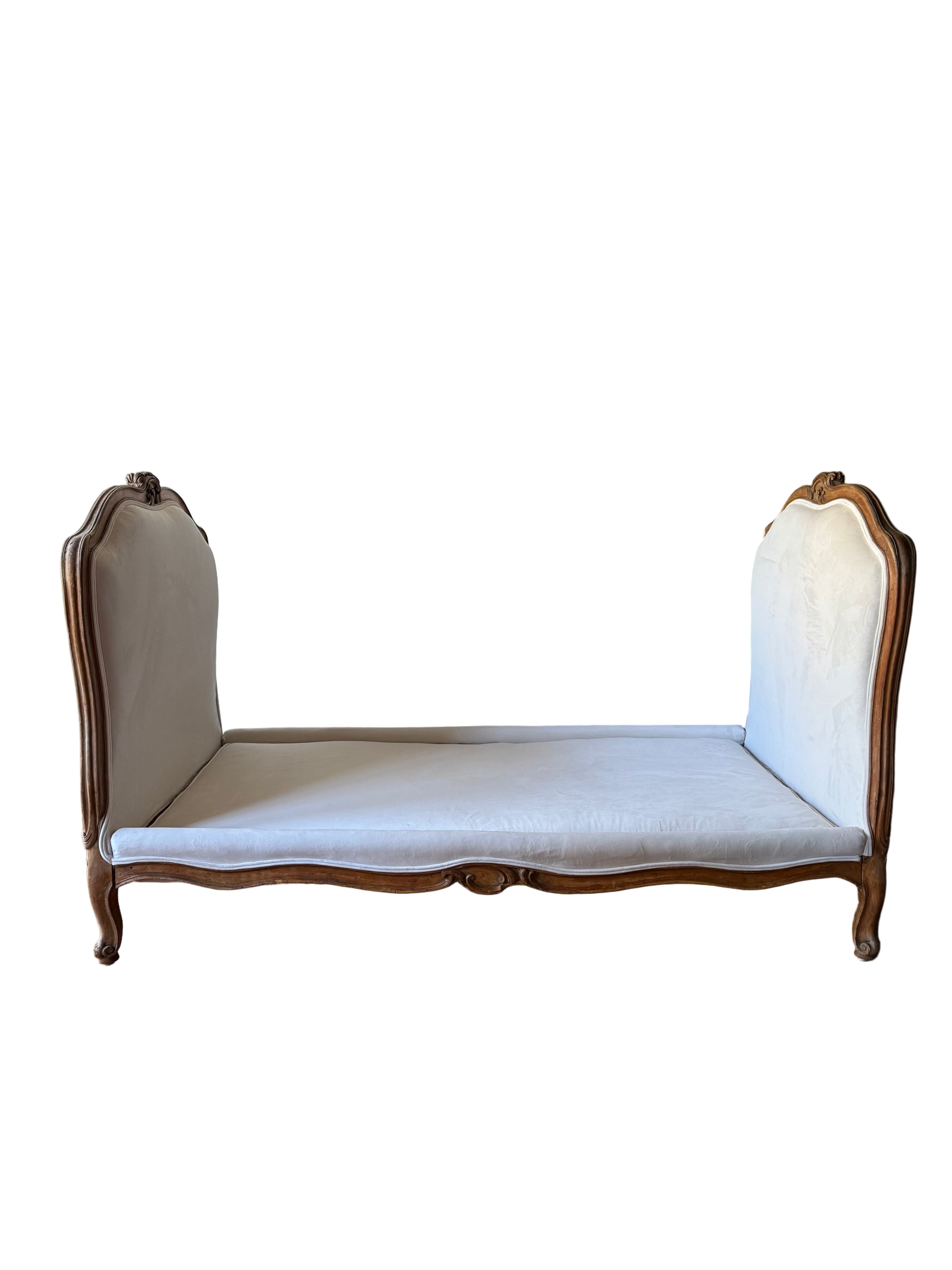 1880 European Walnut Daybed