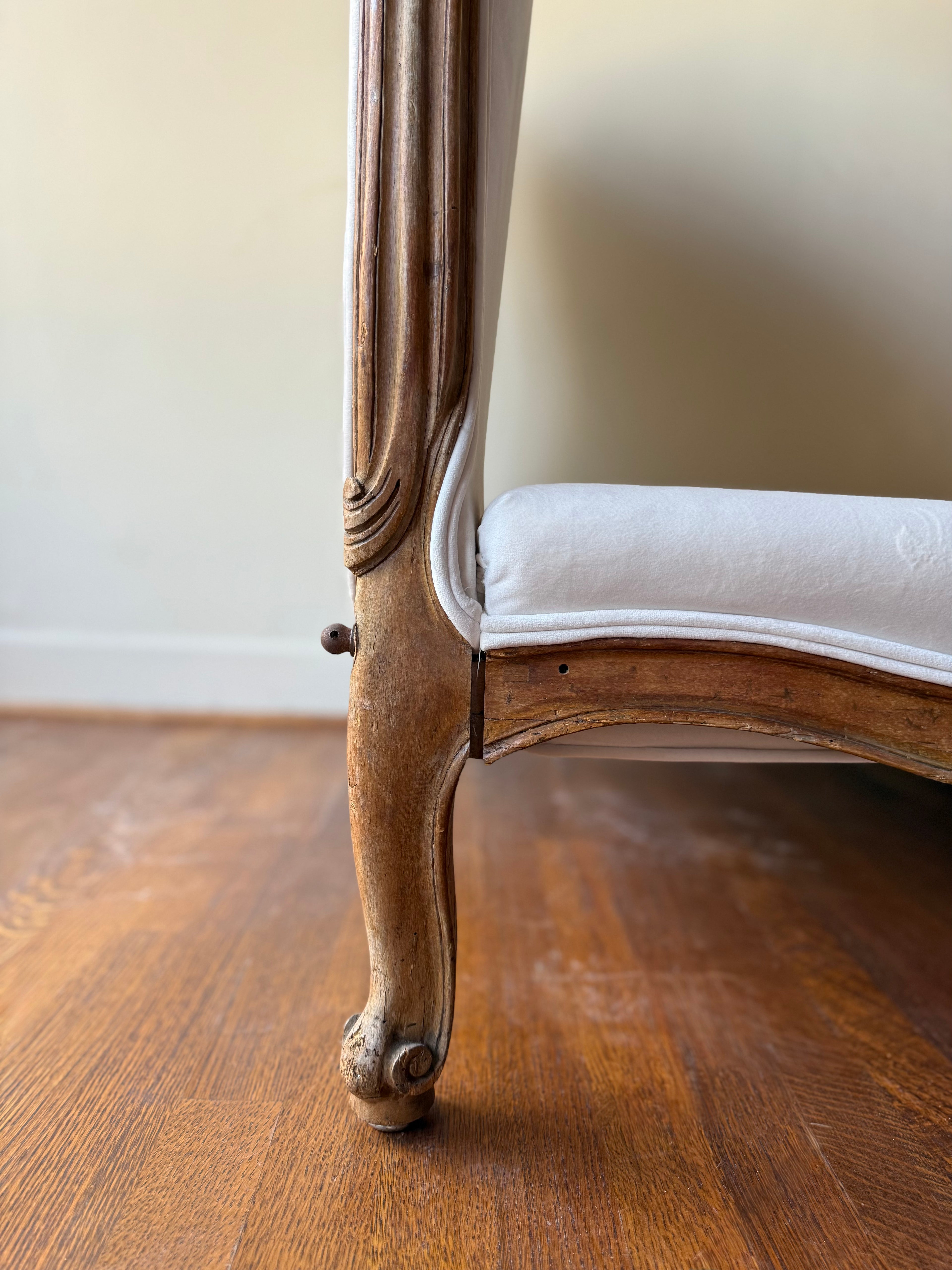 1880 European Walnut Daybed