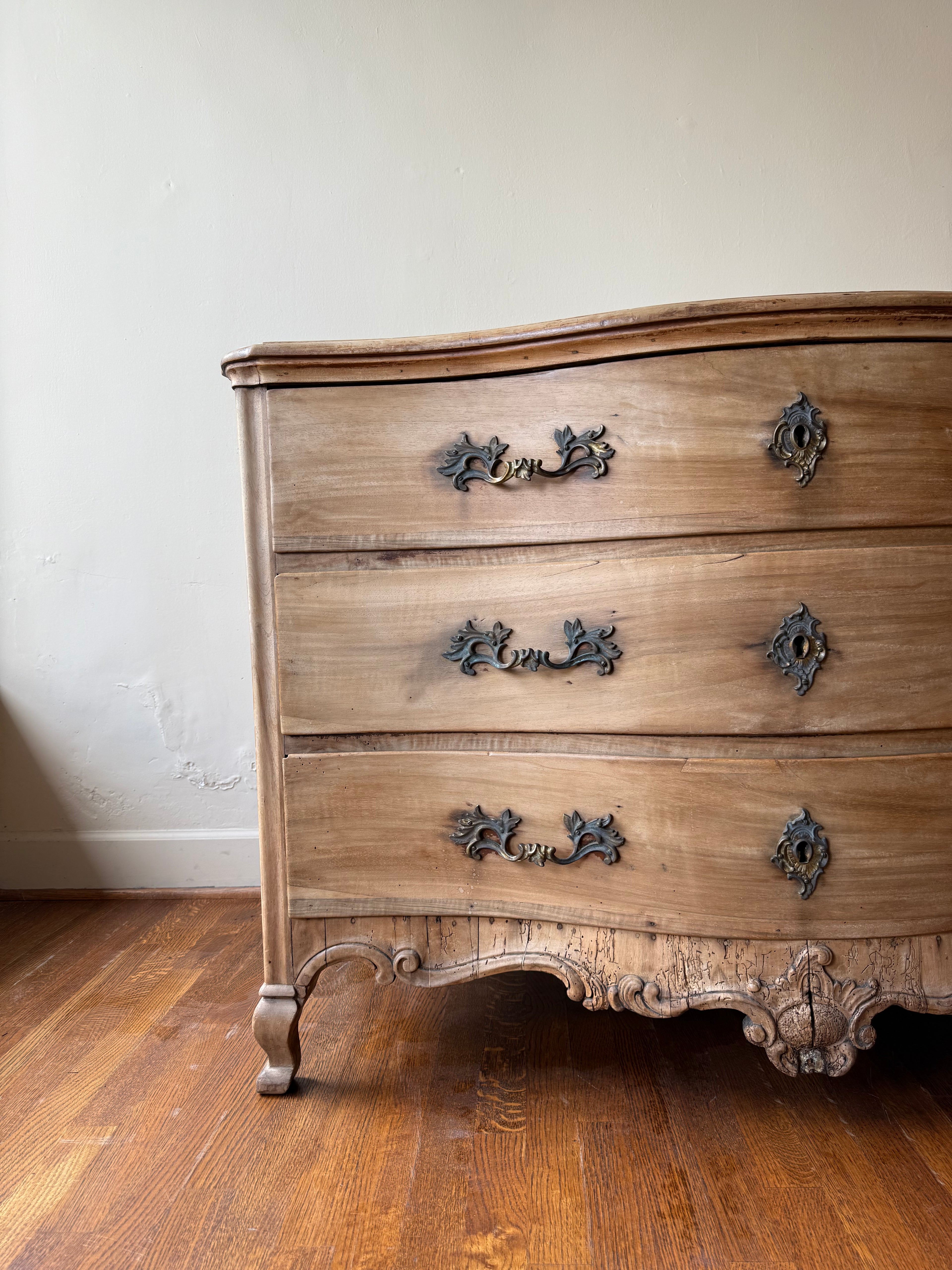 19th-century French Louis XV–style walnut commode