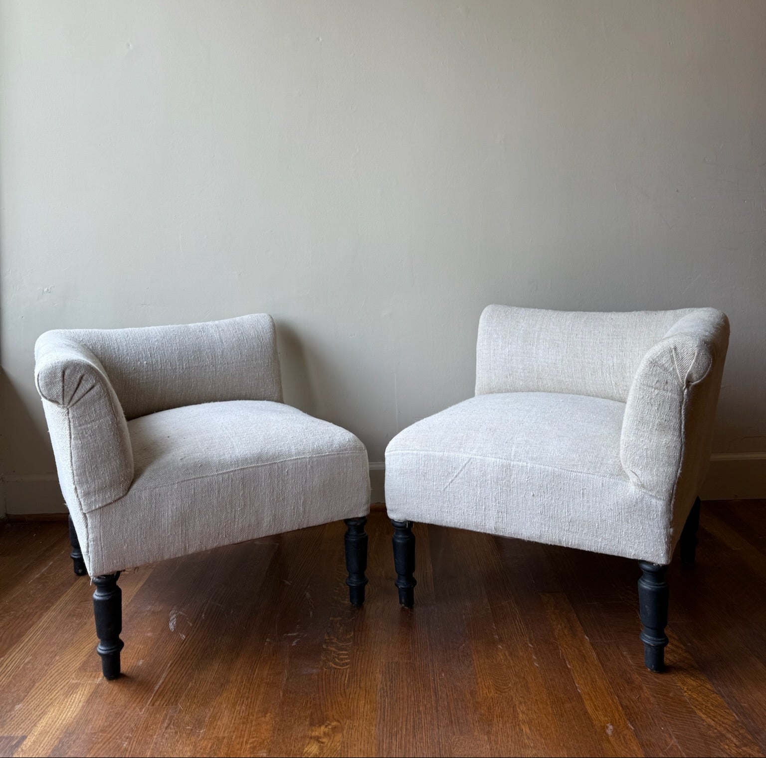 Pair of French Art Deco Tete-a-Tete Chairs